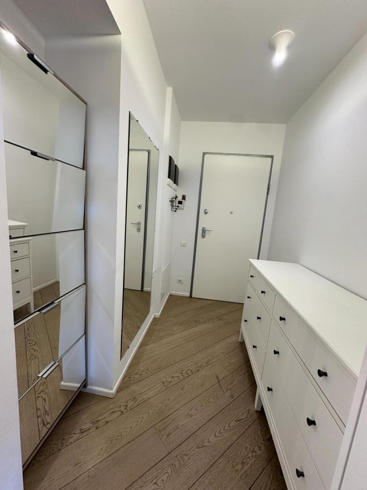 Apartment De Lux *